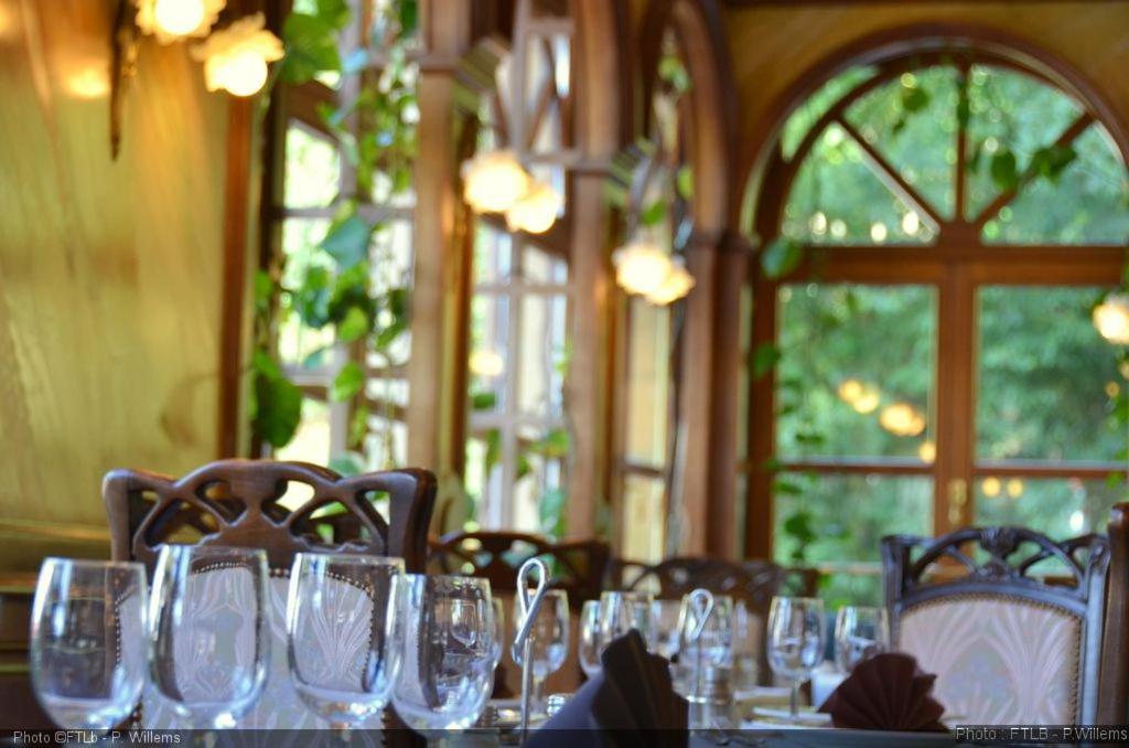 Hotel Du Roy Буйон Екстериор снимка