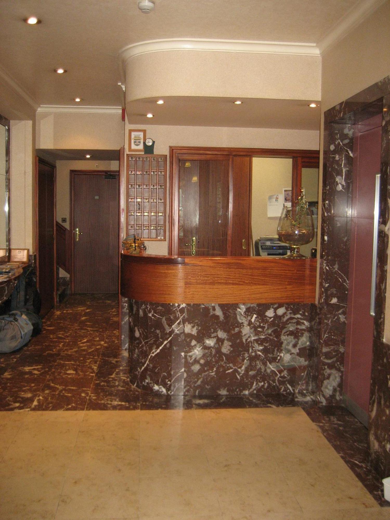 Hotel Du Roy Буйон Екстериор снимка