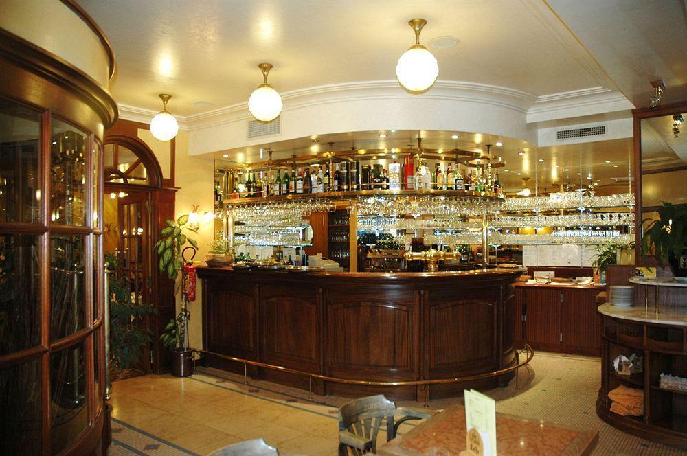 Hotel Du Roy Буйон Екстериор снимка