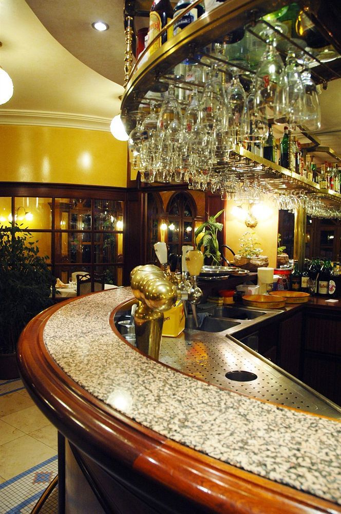 Hotel Du Roy Буйон Екстериор снимка