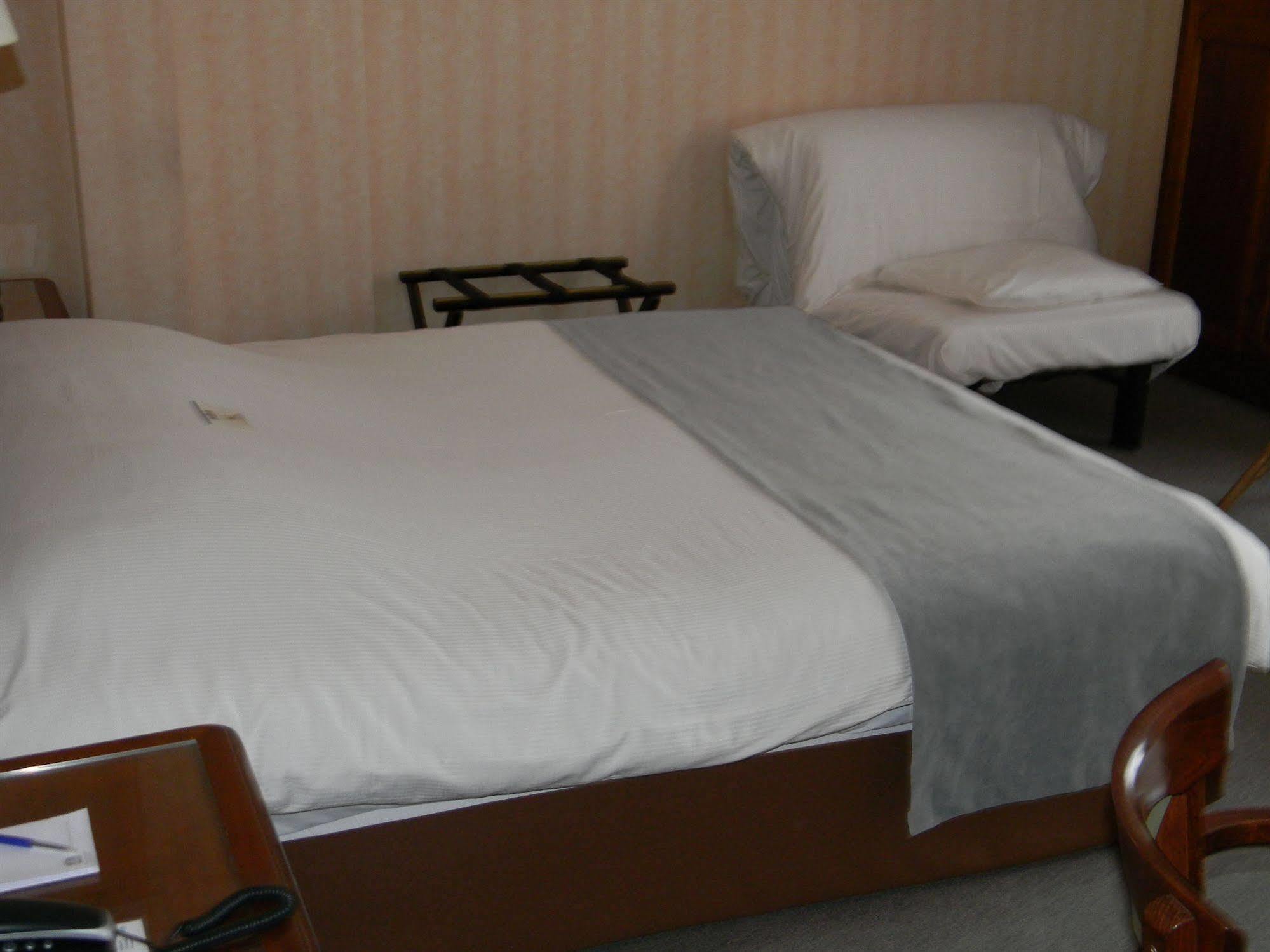 Hotel Du Roy Буйон Екстериор снимка