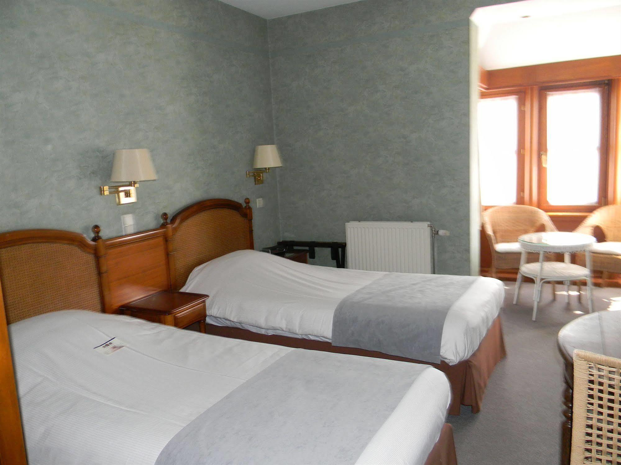 Hotel Du Roy Буйон Екстериор снимка